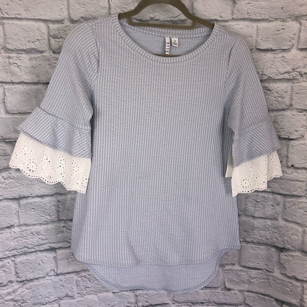 Elle soft cotton blend 3/4 ruffle sleeve ribbed top light blue/white sz XS